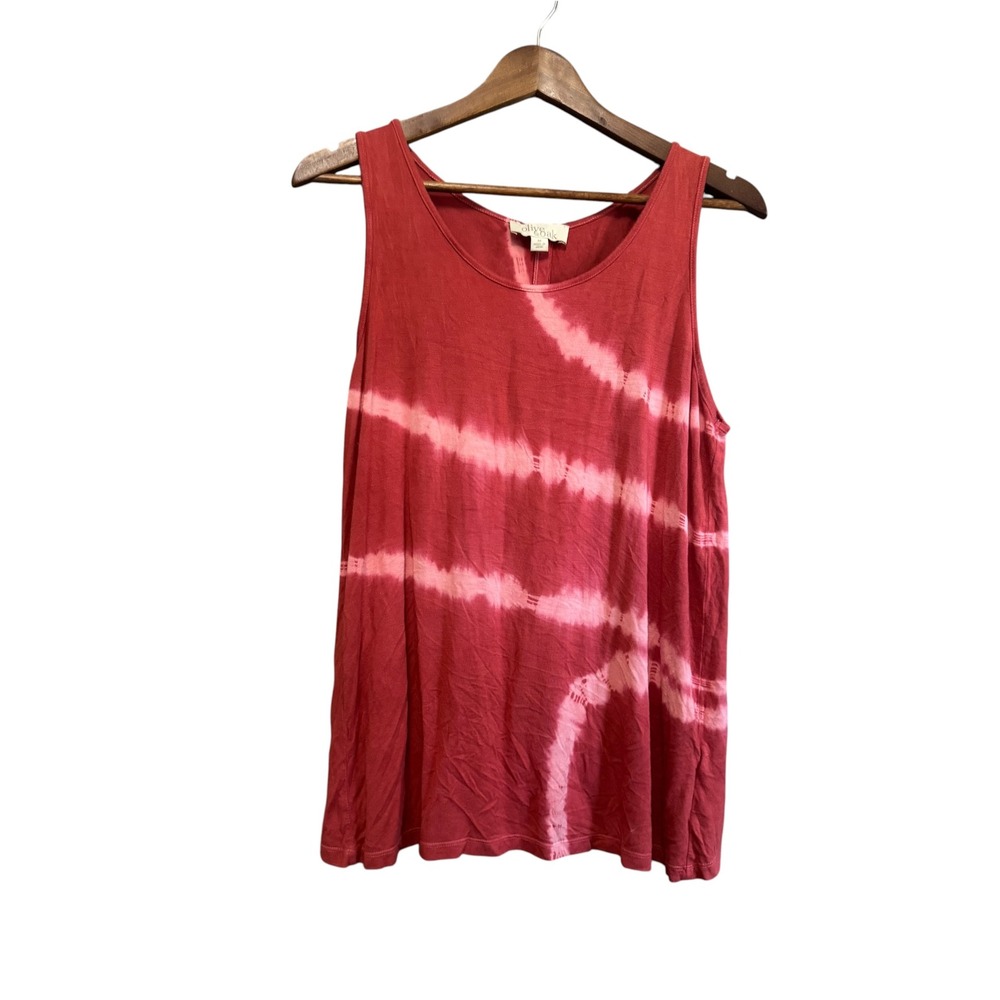 Olive & Oak Tank Top Womens Medium Red Excellent Tie Dye Button Back Split Hem